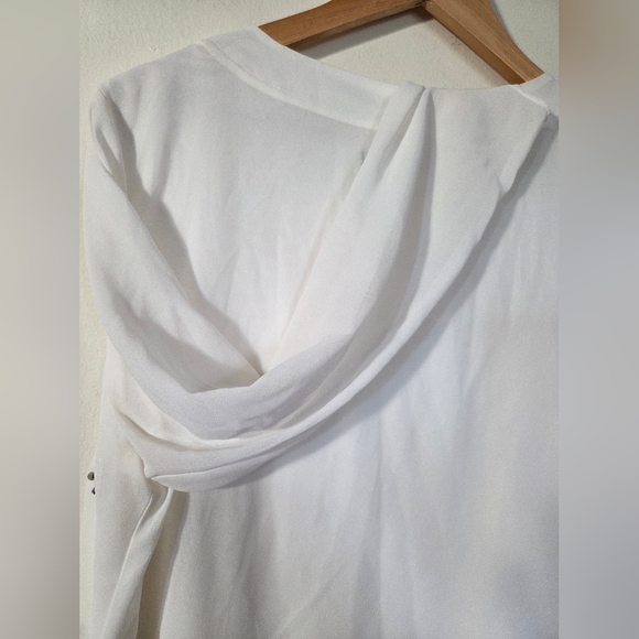 White Embroidered - Picture 7 of 7